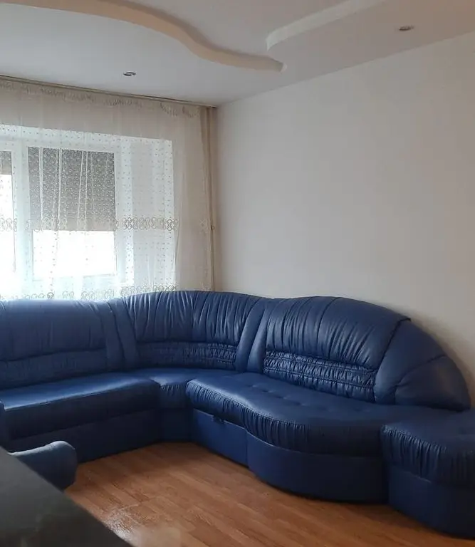 De inchiriat apartament 3 camere, Micro 20, 2100 lei