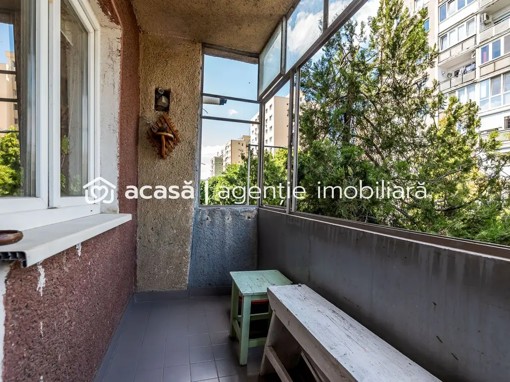 Apartament cu 3 camere, etaj 2 – Zona Vlaicu, Lebăda - COMISION 0