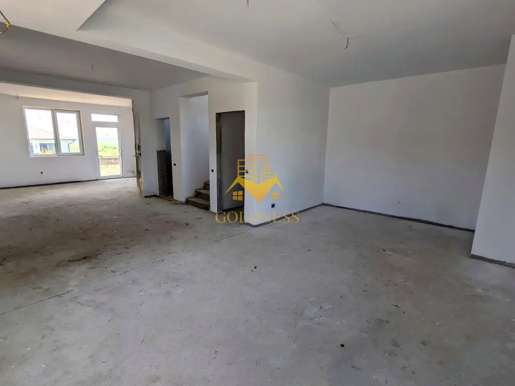 Comision 0%! Vila, 4 Camere, Dezmir, Constructie Noua, 450 mp, 4 Bai