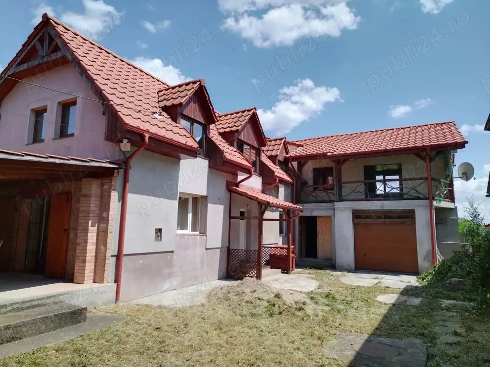 BRASADAS vinde casa cu gradina si garaj.