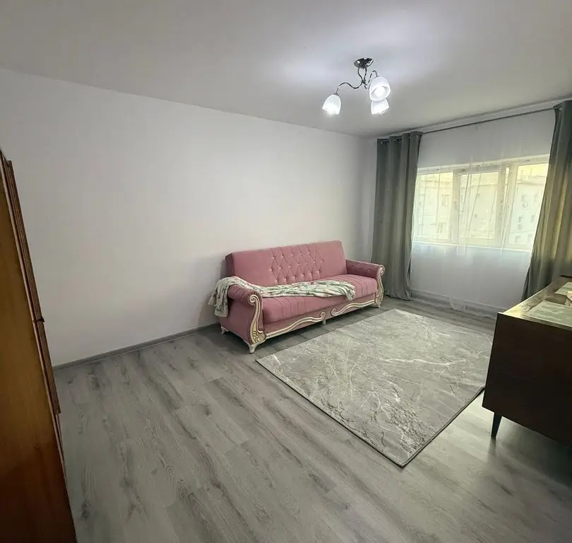 De vanzare apartament cu 2 camere, etaj 4/4, recent renovat, 33.000 euro