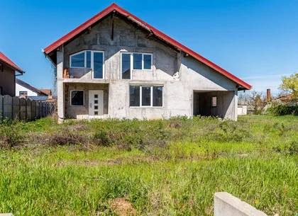 🏡 Casă P+1 la gri | 239 mp construiți | Călugareni -14 km de Arad