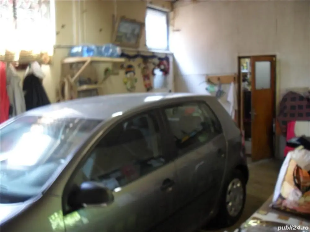 Teren si hala mica industriala zona Fundeni-Colentina- Doboesti