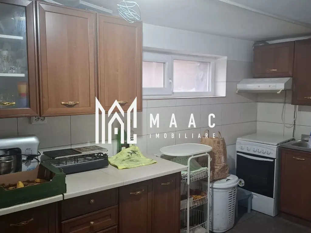 Casa 8 camere | 308mpu | 2 Apartamente | Selimbar