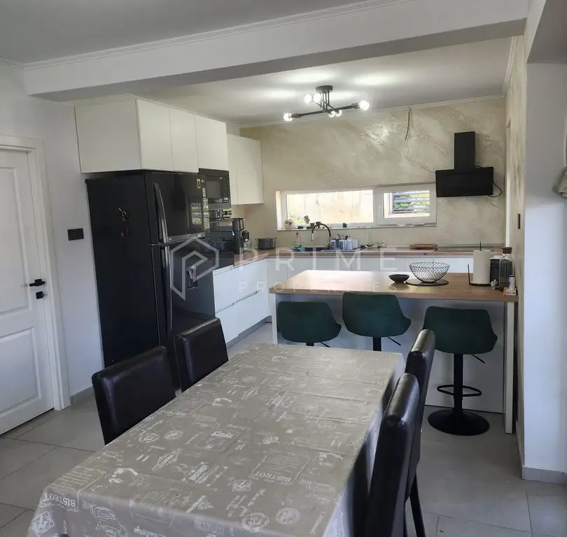 Casă individuală modernă | Livezeni | 120 mp utili | Mobilată Utilată