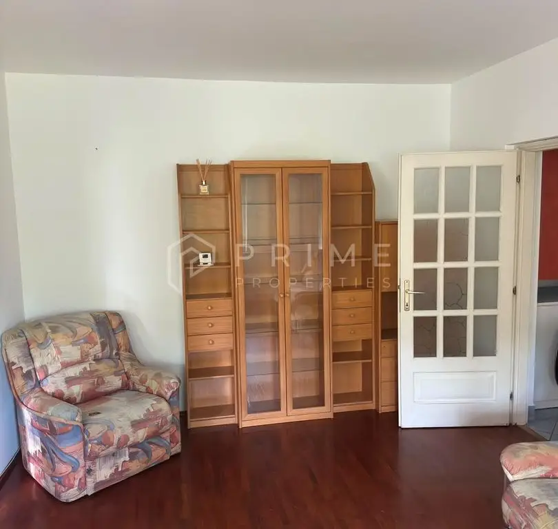 DE ÎNCHIRIAT: Apartament cu 3 camere | Cartierul Cornișa (Zona Zambara