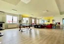 Cladire birouri - spațiu comercial cu parcări în incintă privată