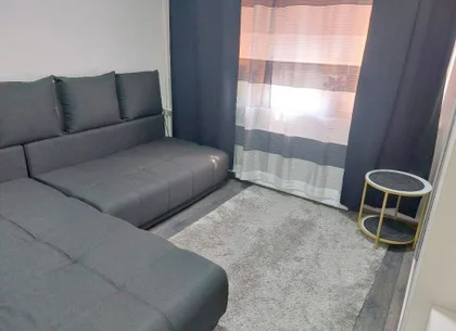De vanzare garsoniera micro 40, la C-uri, parter, 33.500 euro negociabil
