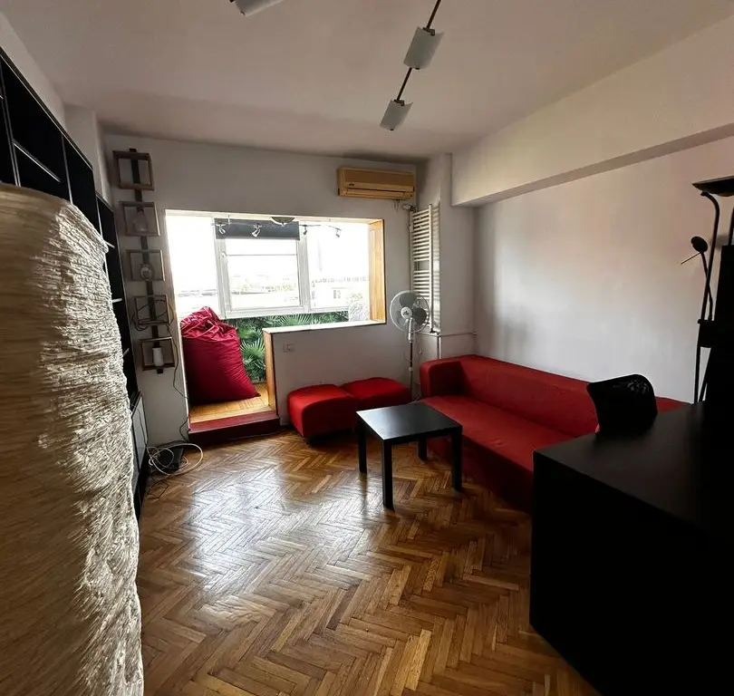 Banu Manta Titulescu apartament 2 camere mobilat de inchiriat