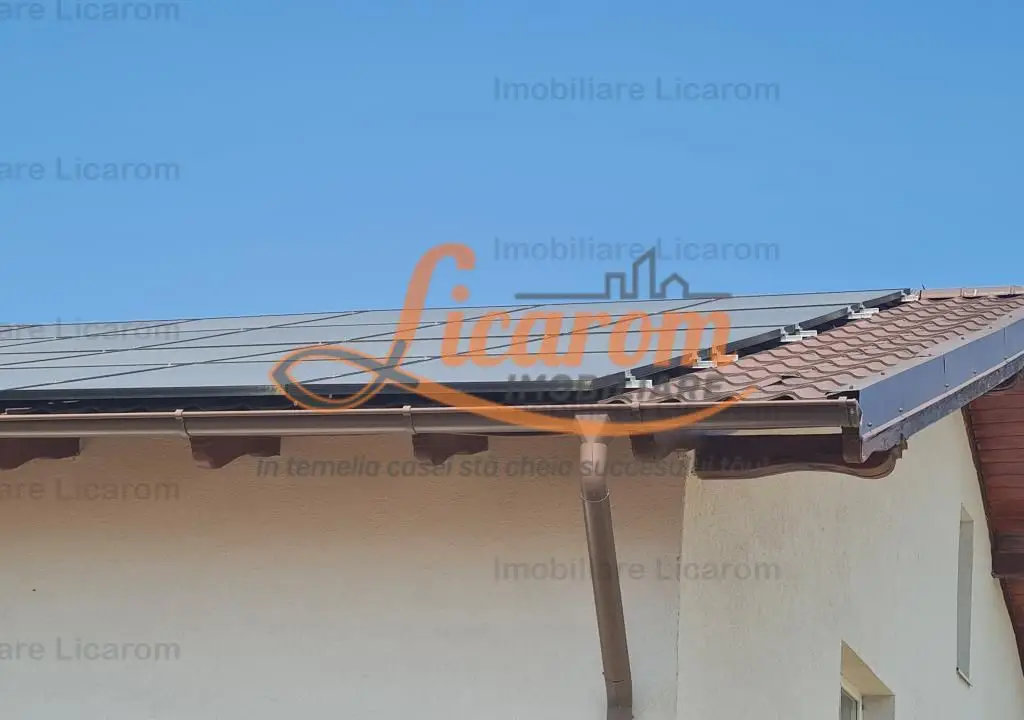 Proprietate in Cristian cu trei constructii+o fundatie,450000euro