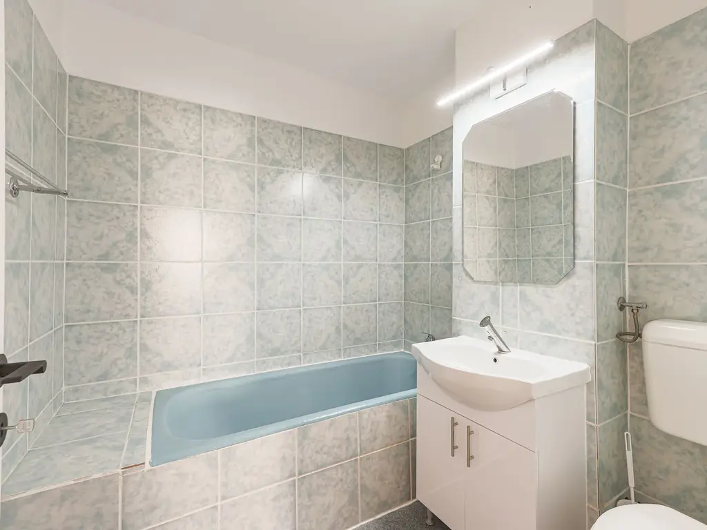 PRET NOU Apartament 2 camere - renovat - Piața Catedralei - COMISION 0