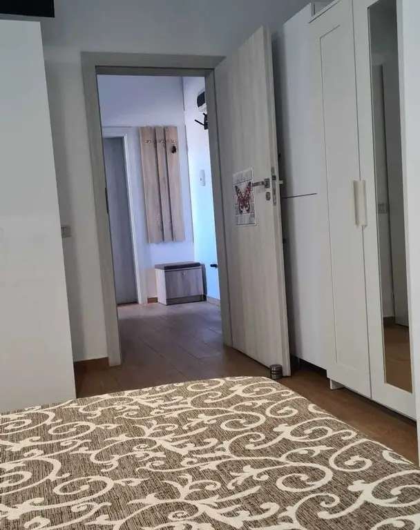 Vand apartament 2 camere decomandate in Mamaia Nord, Navodari