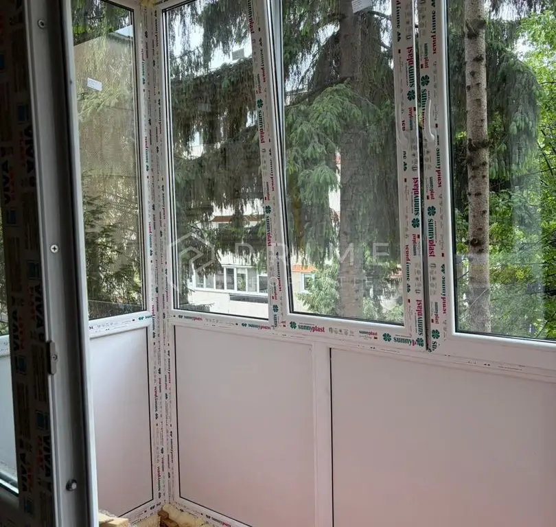 Apartament cu 3 camere, etaj 2 – Zona Dâmbul Pietros