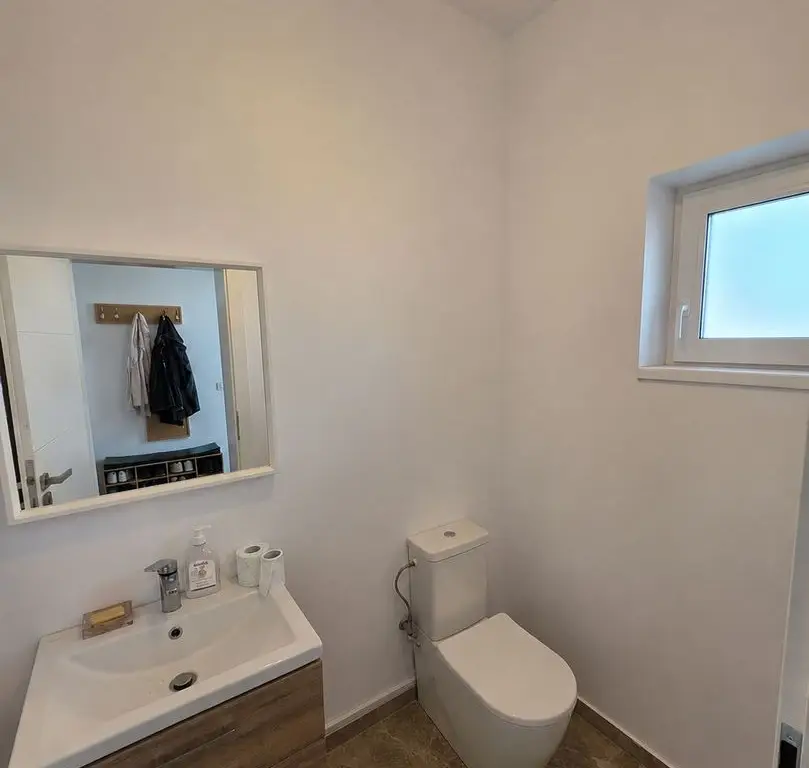DUPLEX P+1E DE VÂNZARE ÎN MOṢNITA NOUĂ