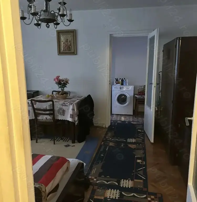 BRASADAS vinde ap 2 cam CARAMIDA etaj 4/4 Solidarității.