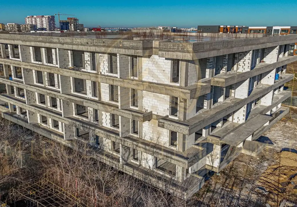 Tomis Nord - Vanzare apartament decomandat cu 2 camere,  bloc nou.