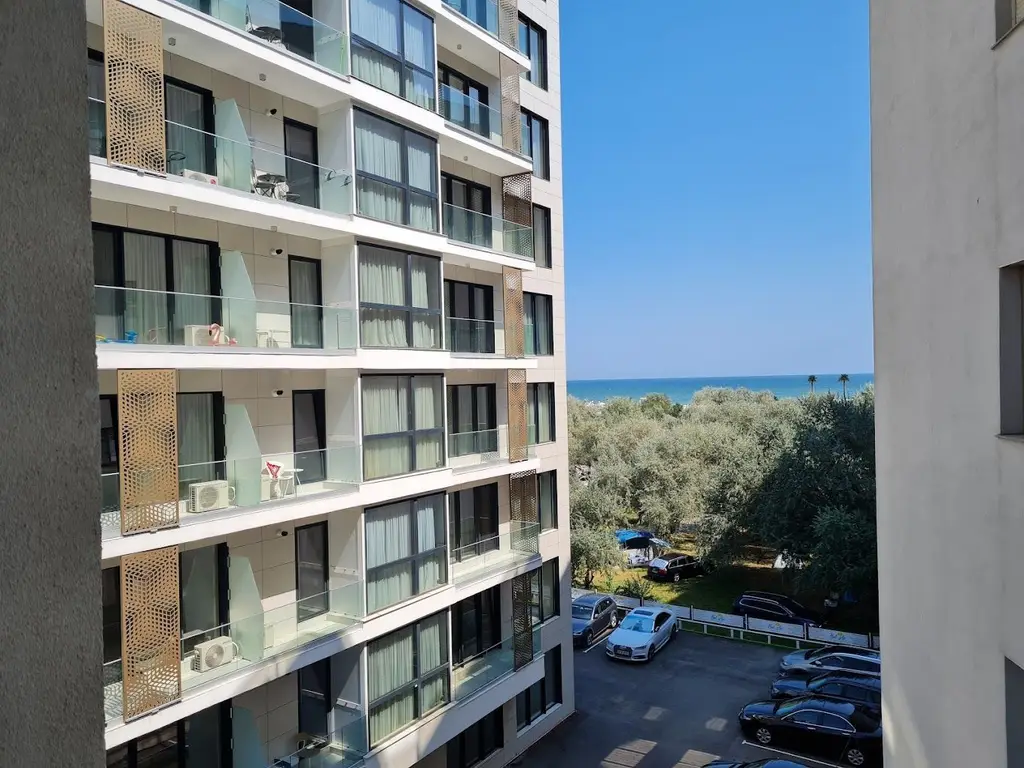 Studio de vanzare 40 mp Et. 3/4 Mamaia nord Twin Rezidence aproape de plaja
