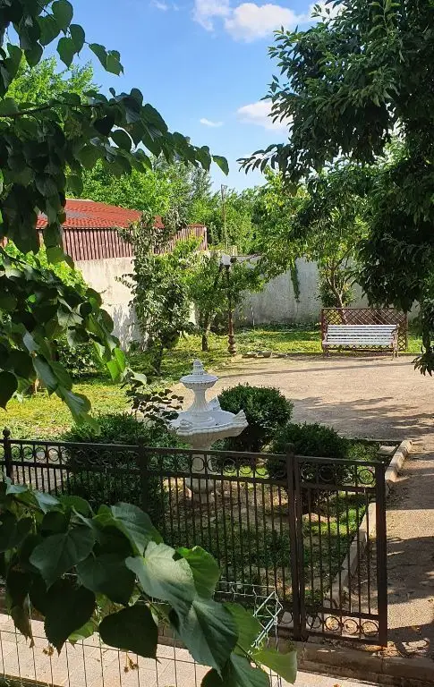 spatiu comercial/clinica/camin de batrani