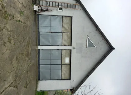 BRASADAS vinde casa cu teren și anexa.
