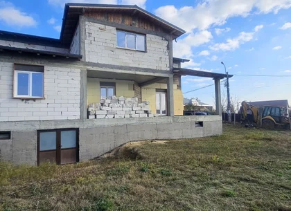 Casa la rosu Bariera Traian, teren 896 mp, COMISION 0%