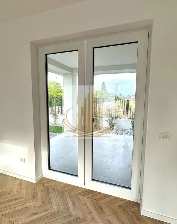 Duplex modern, 135 mp, grădină amenajată–Dumbrăvița, zonă linistita