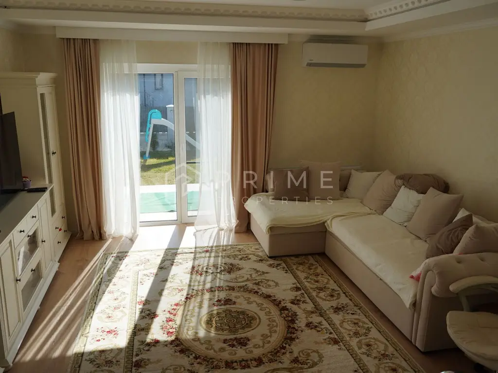 Casă tip duplex complet amenajată si mobilată