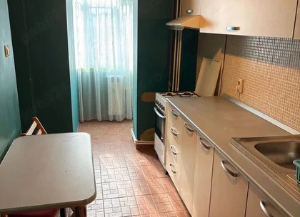 De inchiriat apartament cu o camera, Faleza, etaj 7/7, 350 euro
