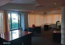 Ag BRASADAS închiriaza apt ULTRACENTRAL 82mp la etajul 1.