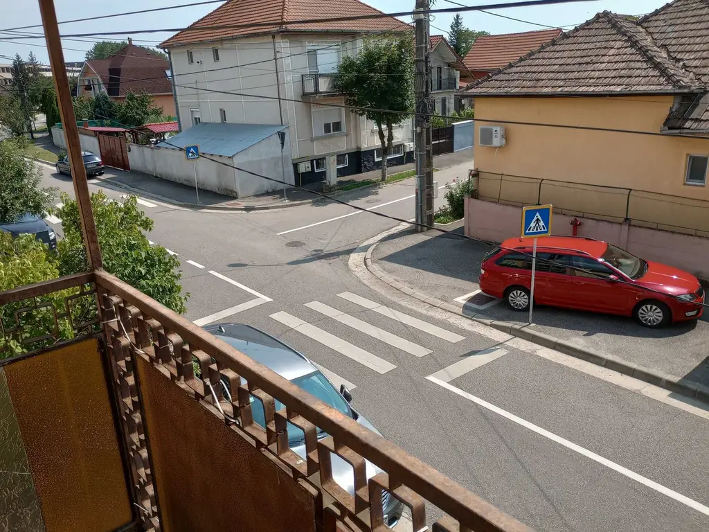 BRASADAS vinde casa DUPLEX 1979 tip P+1 zona 14 Mai.