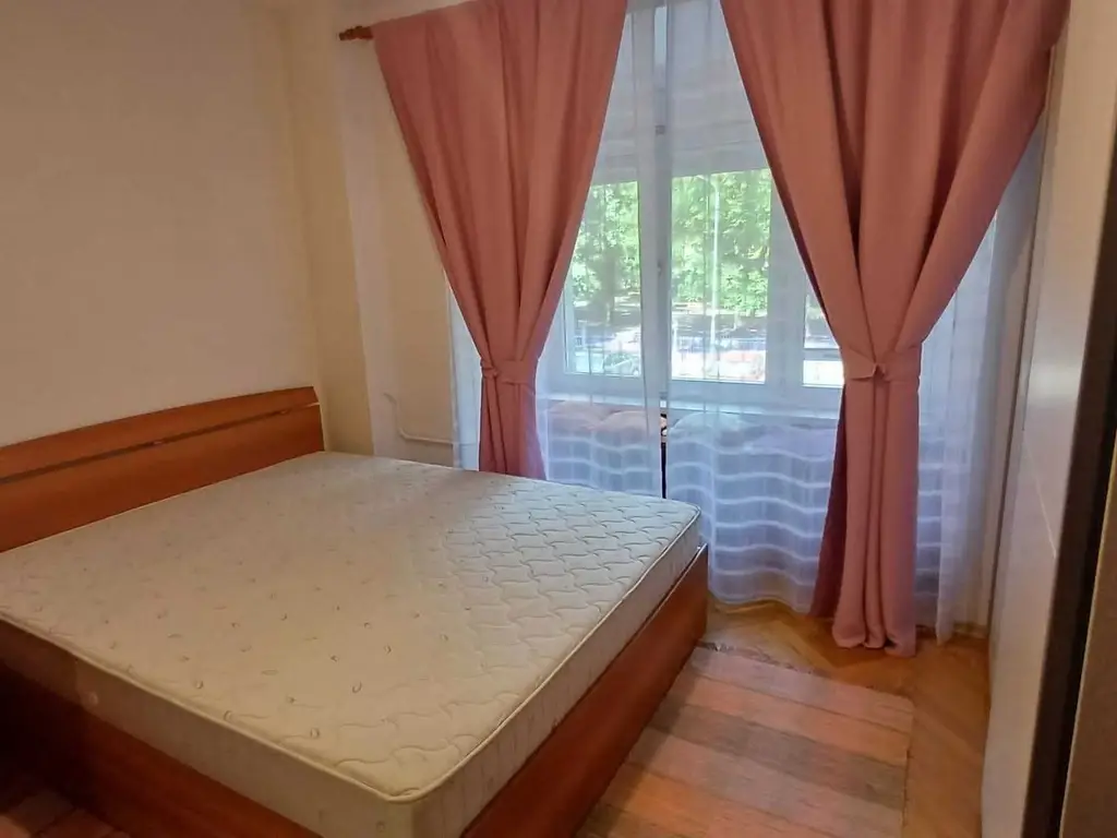BRASADAS închiriază ap 2 cam etaj 1 Unirii fantani,