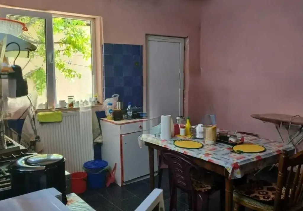 Casa de vanzare cu 4 camere, 110 mp, Satu Mare, zona 14 Mai