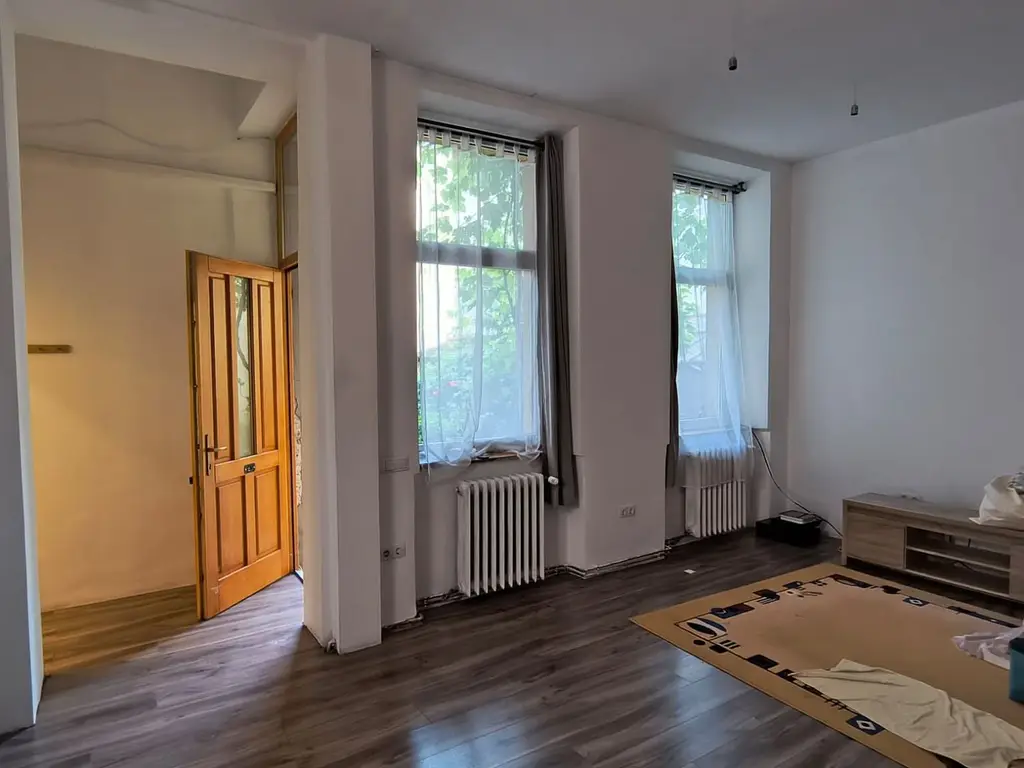Chirie, 2 camere, Vasile Alecsandri. 450 €/lună. Comision 0.