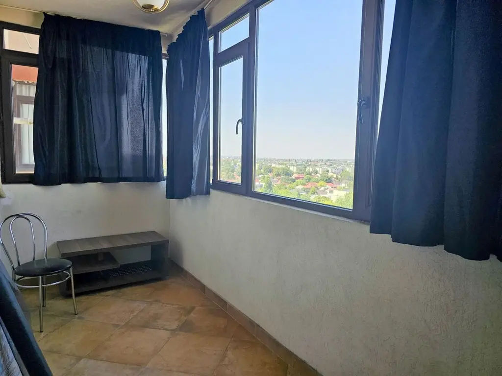 De inchiriat o camera Italian Residence, etaj 9/12, 420 euro