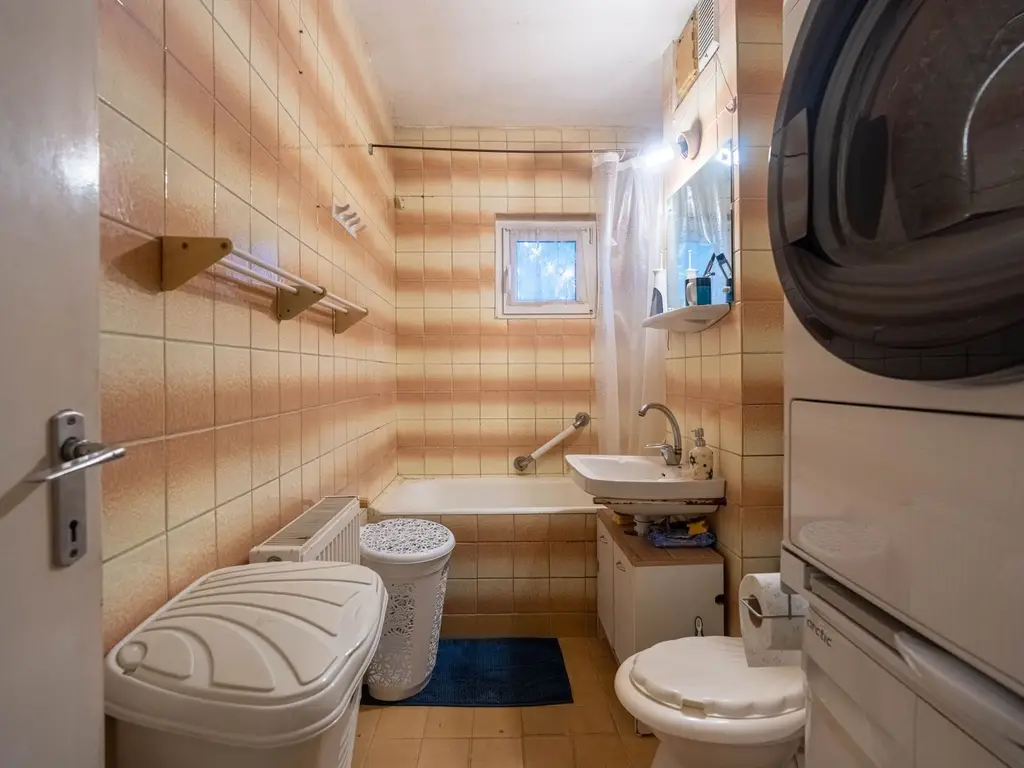 Apartament spațios cu 4 camere – Zona Boul Roșu 0% COMISION