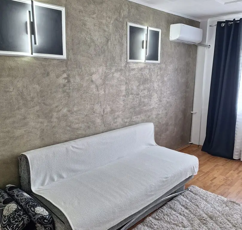 Regim hotelier, 2 camere, Micro 17, 200 lei/noapte
