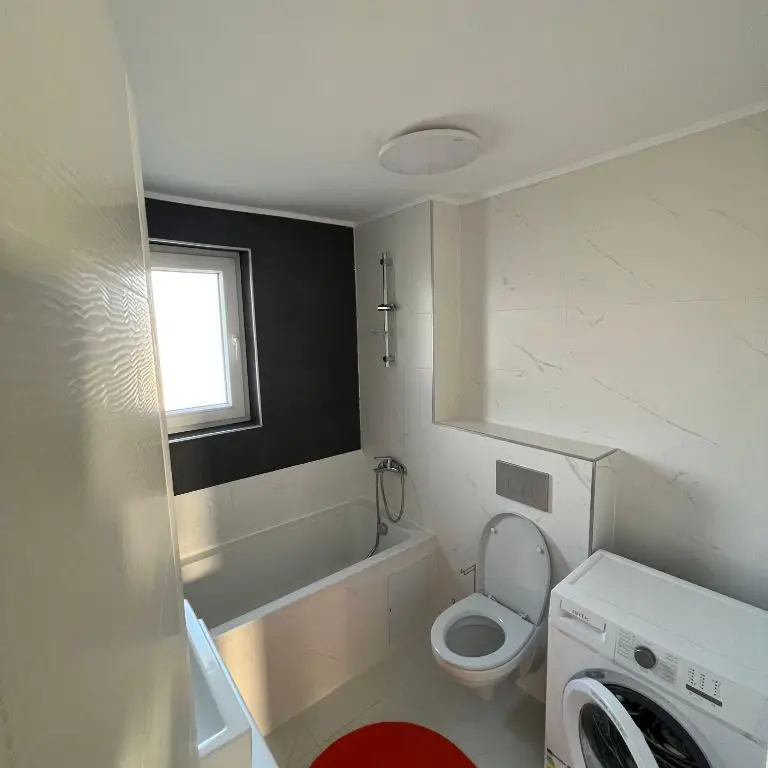Proprietar inchiriez Cosmopolis Vila N semi-mobilat