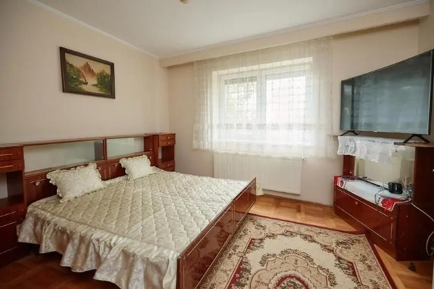 BRASADAS vinde casa individuala zona Careiului.