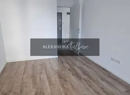 Apartament de vanzare 2 camere, etaj intermediar, terasa, garaj