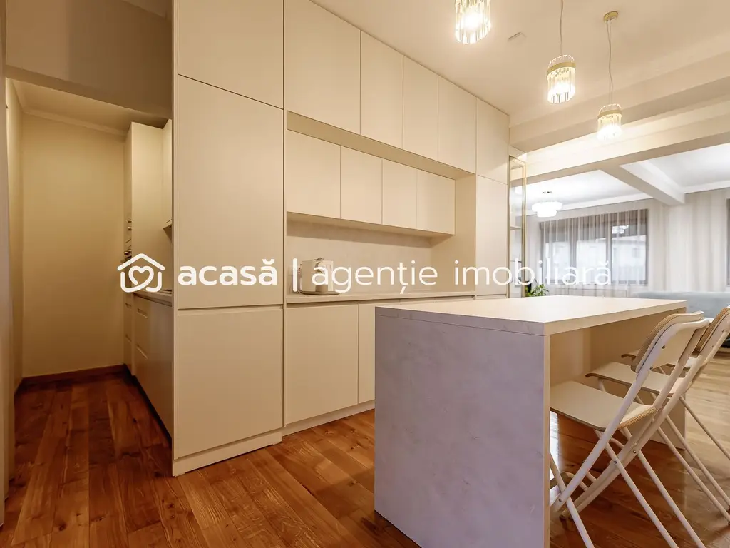 Vilă exclusivistă pe malul Mureșului – design modern si teren generos