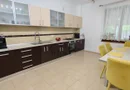 Casa mare. Posibil si clinica, camin batrani, invatamant, sediu firma.