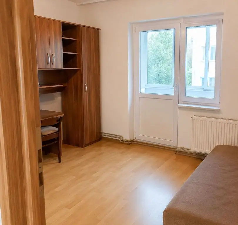 Apartament 4 cam, 79 mp, etaj 1, 2 băi, 2 balcoane, Lipovei – 130.000