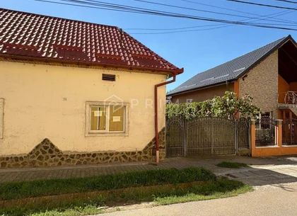Casă familială pe un teren generos de 1.400 m² – Cristesti
