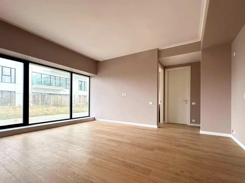 Închiriere apartament 4 camere cu grădină proprie ONE Verdi