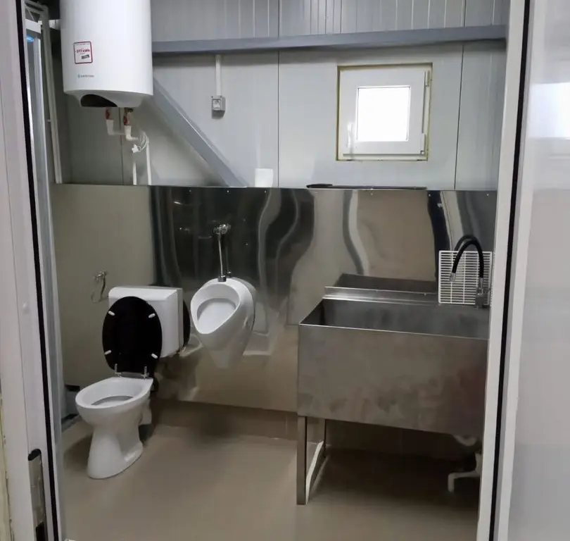 Inchiriere - Hala 200 mp - Strada Unirii, Galati, langa Shopping City