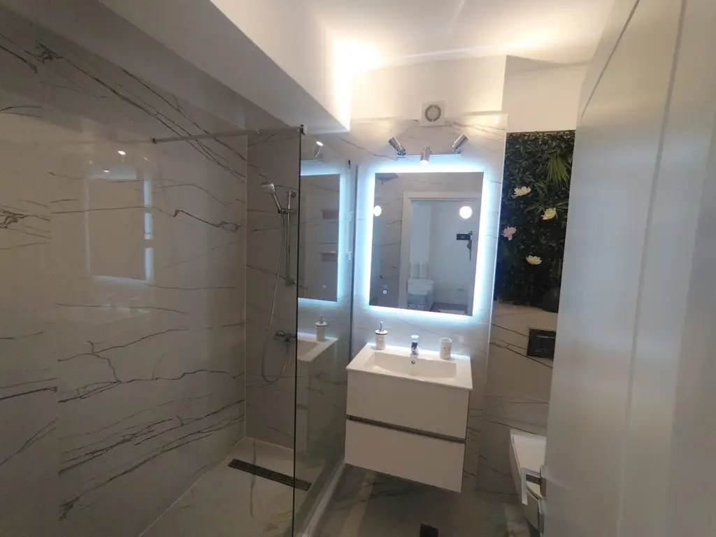 Pipera studio modern 45 mp mobilat și utilat Complex Ivory