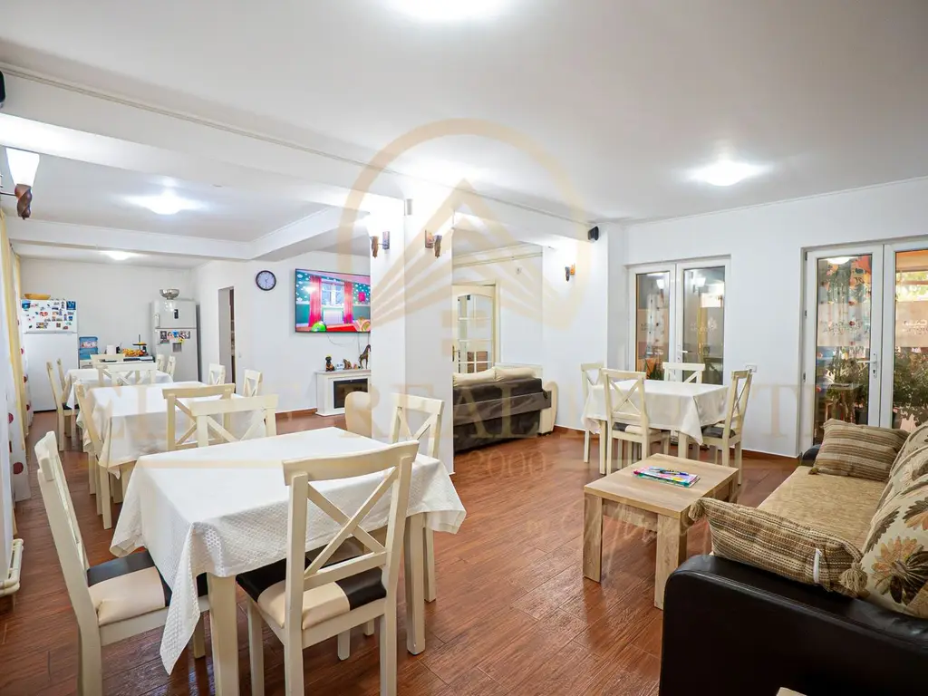 Pensiune premium în Mamaia Sat – proprietate exclusivistă 24 camere