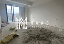 Studio | Dem Radulescu- Ostroveni | Bloc intabulat