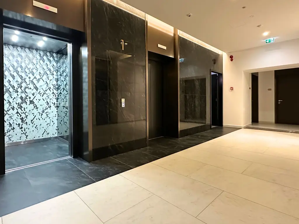 Închiriere apartament 4 camere cu grădină proprie ONE Verdi