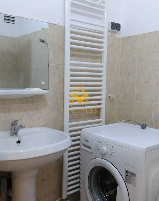1 camera UltraCentral, George Baritiu, Mihai Viteazu, Piața Unirii