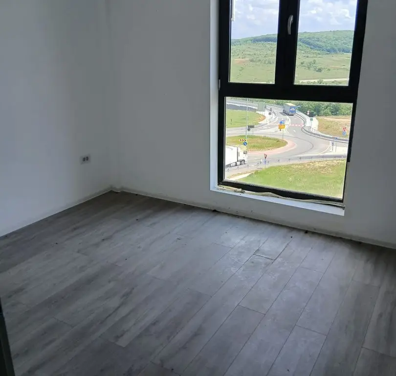 Apartament nou, 1 cameră, Băile Felix.  80 000 E. Comision 0